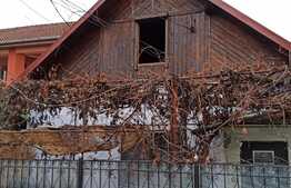 Casa mica si cocheta in suprafata de 50 mp, la doar 3 km de centrul orasului 