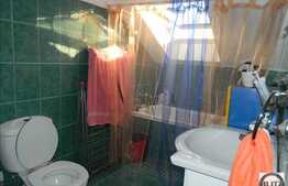 Vanzare mansarda cu 2 camere, 43 mp, zona strazii Eroilor! Parcare inclusa!