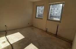 Apartament 2 camere, semifinisat, 44 mp., gradina 31 mp., zona Eroilor 