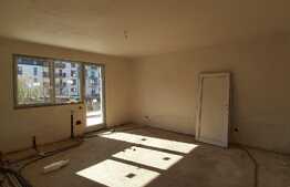 Apartament 2 camere, semifinisat, 44 mp., gradina 31 mp., zona Eroilor 