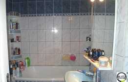 Vanzare 4 camere, 87 mp utili, zona A.Vlaicu, boxa, garaj caramida si parcare