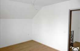 Vanzare apartament 3 camere in vila, 106 mp utili, zona Stadion CFR