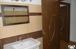 Vanzare apartament 3 camere in vila, 106 mp utili, zona Stadion CFR