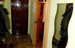 Apartament 2 camere de vanzare, 48 mp utili, zona LIDL, cu boxa si 2 parcari