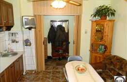 Apartament 2 camere de vanzare, 48 mp utili, zona LIDL, cu boxa si 2 parcari