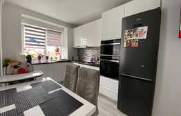 Apartament 3 camere, 69 mp, zona Piata 1 Mai!