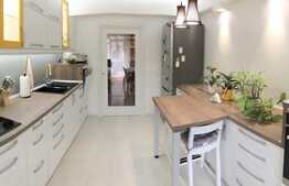 Apartament 3 camere, 3 balcoane, mobilat si utilat, decomandat, zona LIDL