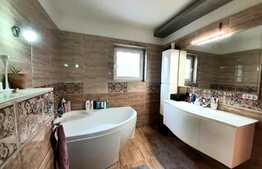 Apartament cu 2 camere si birou, etaj intermediar, parcare! Zona Stejarului!