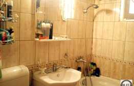 Vanzare 3 camere, 66 mp utili, zona Garii, cu garaj 20 mp din caramida, parcare