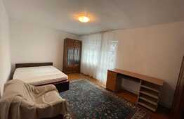 Apartament de 3 camere, decomandat, 67 mp, zona Piata Cipariu