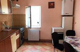 Apartament de 3 camere, 75 mp, decomandat, zona Big