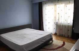 Apartament de 3 camere, 75 mp, decomandat, zona Big