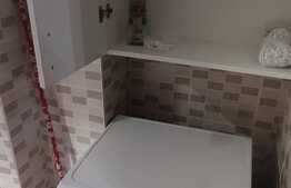 Apartament cu 2 camere, 45 mp, semidecomandat, zona Petrom