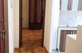 Apartament 2 camere, 50 mp, balcon, zona strazii Luceafarului 