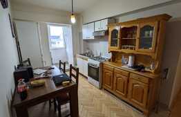 Apartament 3 camere, 77 mp, zona străzii București!