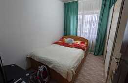 Apartament 3 camere, 77 mp, zona străzii București!