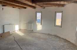 Casa individuala renovata, 2600 mp teren, panorama spre rezervatia naturala Cheile Turzii