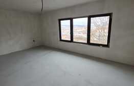 Casa semi pasiva cu 5 camere si 590 mp de teren, panorama deosebita, zona de case