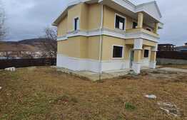 Casa semi pasiva cu 5 camere si 590 mp de teren, panorama deosebita, zona de case