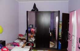 Apartament 2 camere decomandate, zona Porii