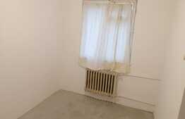 Apartament 2 camere semidecomandate in zona Piața Hermes