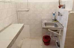 Apartament 2 camere semidecomandate in zona Piața Hermes