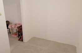 Apartament 2 camere semidecomandate in zona Piața Hermes