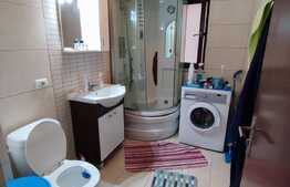 Apartament 2 camere, loc de parcare, zona Vivo!