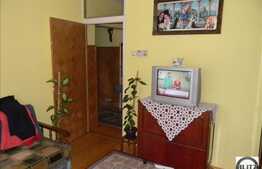 Vanzare 2 camere, 55 mp utili, zona Kaufland, cu boxa si garaj pentru 2 masini