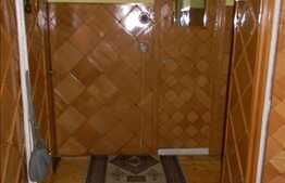 Vanzare 2 camere, 55 mp utili, zona Kaufland, cu boxa si garaj pentru 2 masini