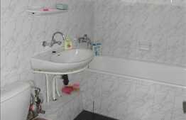 Vanzare 2 camere, 55 mp utili, zona Kaufland, cu boxa si garaj pentru 2 masini