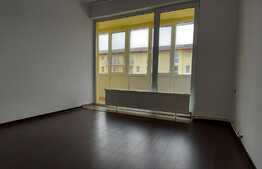 Apartament 50 mp, 2 balcoane, parcare! Zona strazii Porii!