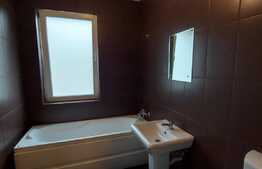 Apartament 50 mp, 2 balcoane, parcare! Zona strazii Porii!