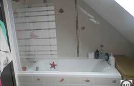 Vanzare mansarda cu 2 camere, 69 mp, mobilata, utilata! Zona Porii!