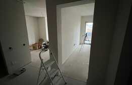 Apartament 2 camere, etaj intermediar, incalzire in pardoseala, parcare, zona Dumitru Mocanu