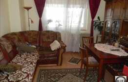 Vanzare apartament 4 camere, 82 mp utili, zona Calvaria, cu parcare inclusa