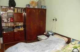 Vanzare apartament 4 camere, 82 mp utili, zona Calvaria, cu parcare inclusa