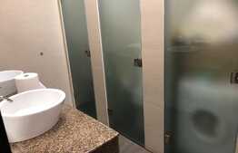 Spatiu de inchiriat, cheltuieli incluse, loc de parcare, zona strazii Donath