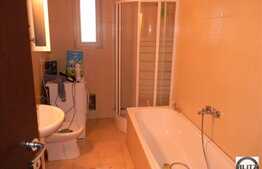 Vanzare 3 camere cu 60 mp TERASA, mobilat si utilat