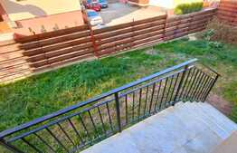 Apartament de 3 camere, 60 mp gradina, parcare, zona Sub Cetate!
