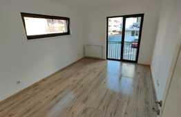 Apartament de 3 camere, 60 mp gradina, parcare, zona Sub Cetate!