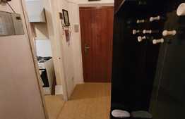 Apartament 2 camere, etaj intermediar, cartier Tractorul