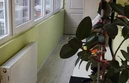 Apartament 3 camere, balcon inchis, boxa, loc parcare! Zona strazii Sesul de Sus!