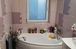 Apartament 3 camere, balcon inchis, boxa, loc parcare! Zona strazii Sesul de Sus!