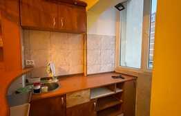 Apartament de 2 camere, decomandat, 55 mp, zona strazii Bucegi