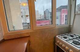 Apartament de 2 camere, decomandat, 55 mp, zona strazii Bucegi