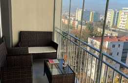 Apartament de lux cu 2 camere, 60 mp, decomandat, dressing, zona Alverna