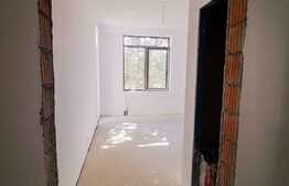 Pensiune semifinisata, 600mp utili, 18 camere, Predeal