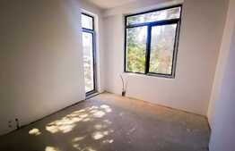 Pensiune semifinisata, 600mp utili, 18 camere, Predeal