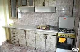 Vanzare 3 camere decomandate, 74 mp, zona strazii Teleorman, etaj intermediar